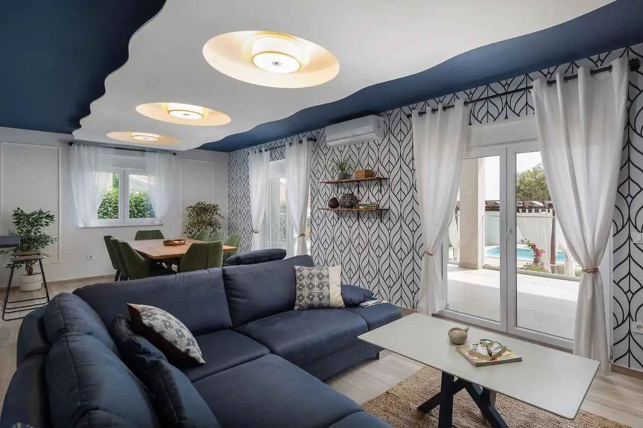 Villa Peregrine 파코스탄