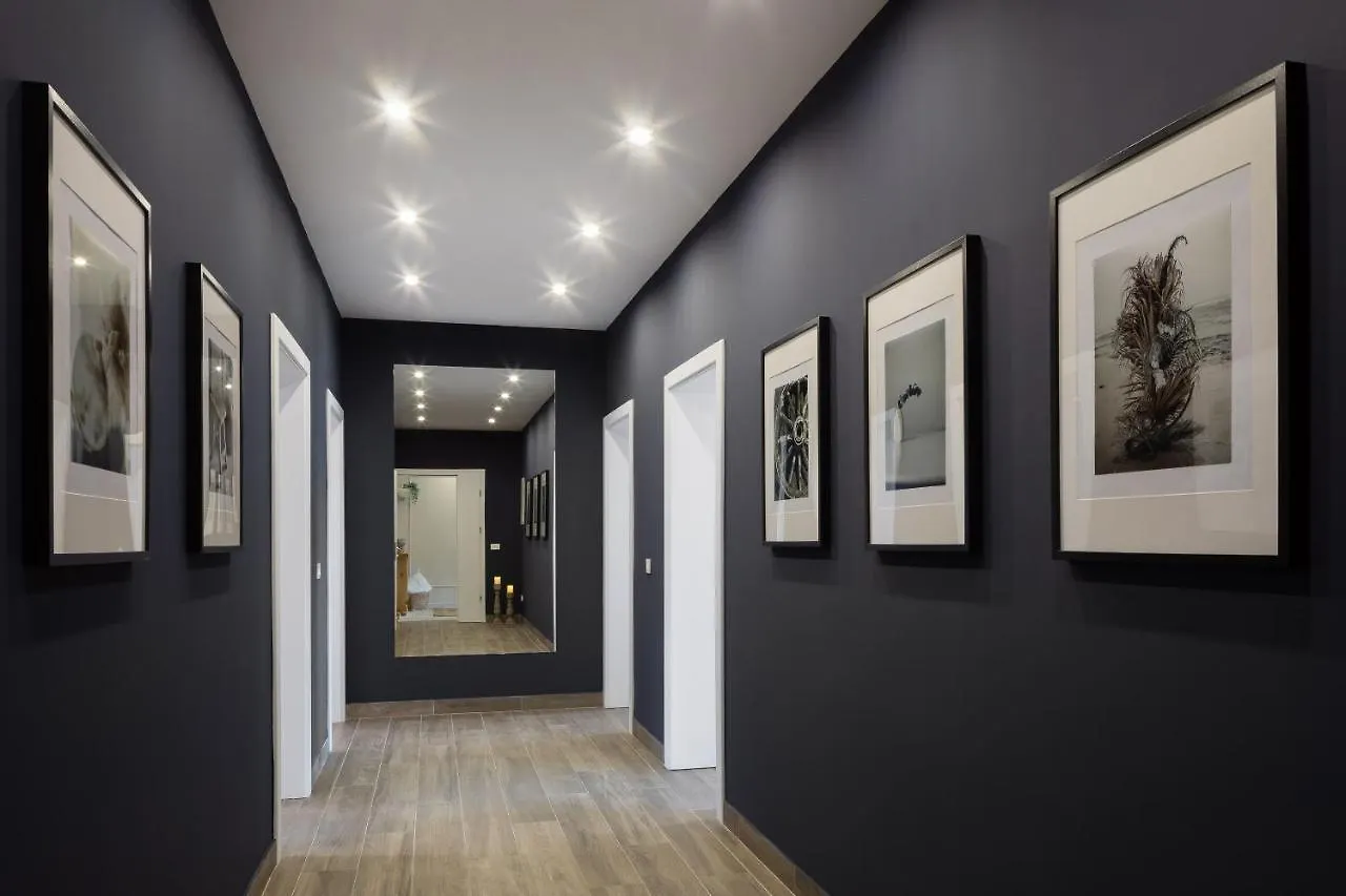 Villa Peregrine 파코스탄